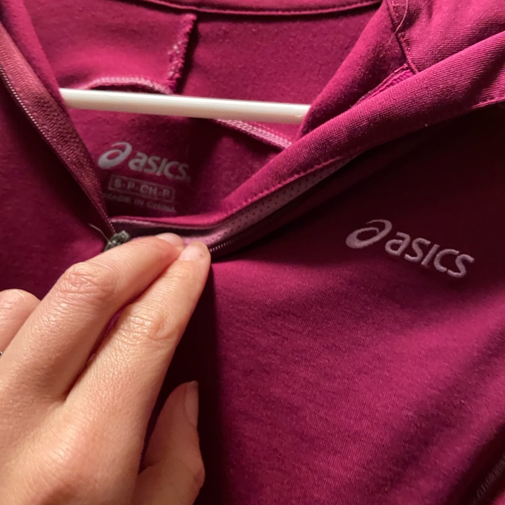 ASICS running pullover - Picture 2 of 3